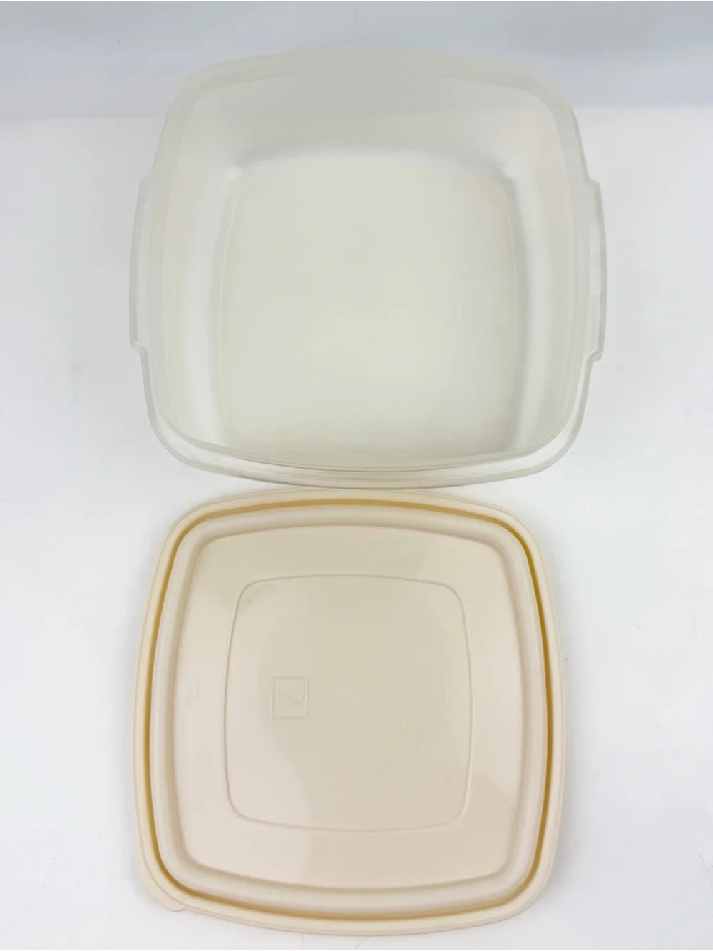 Vtg Rubbermaid #2 Square Servin’ Saver Storage Container Almond Lid 5 Cups New